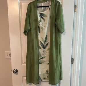 Green Leaf Print Midi Dress